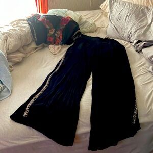 Barely worn free people set